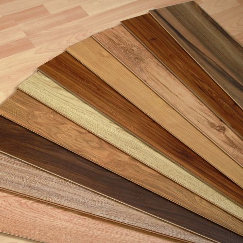 Verschiedene Bodenarten für Bodenverlegung